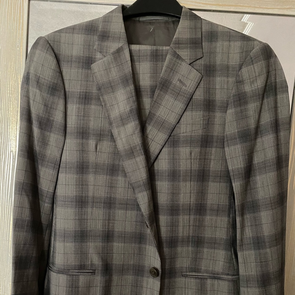 Armani men’s suit